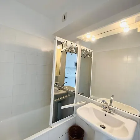 19 Les Carolines 2 Appartement *