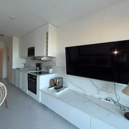 Apartment 19 Les Carolines 2