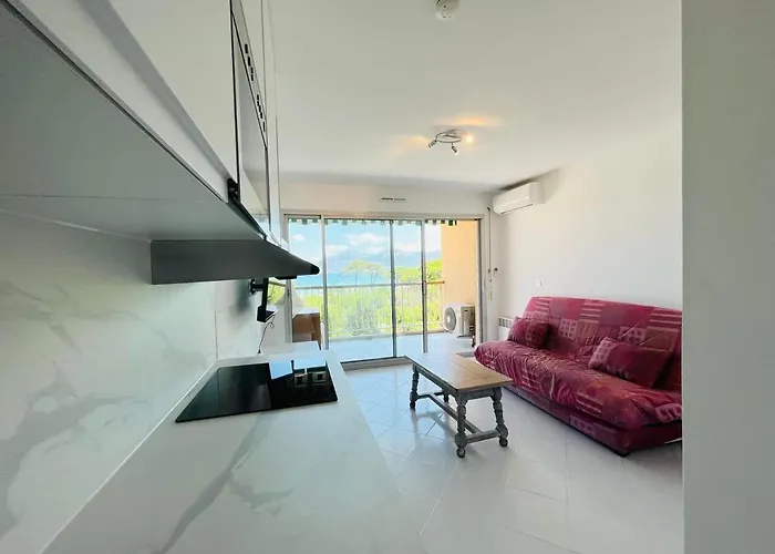 19 Les Carolines 2 *