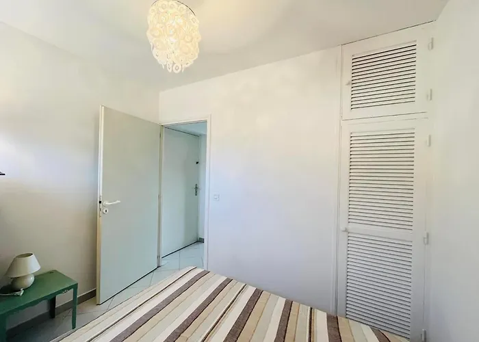 19 Les Carolines 2 * Calvi (Corsica)